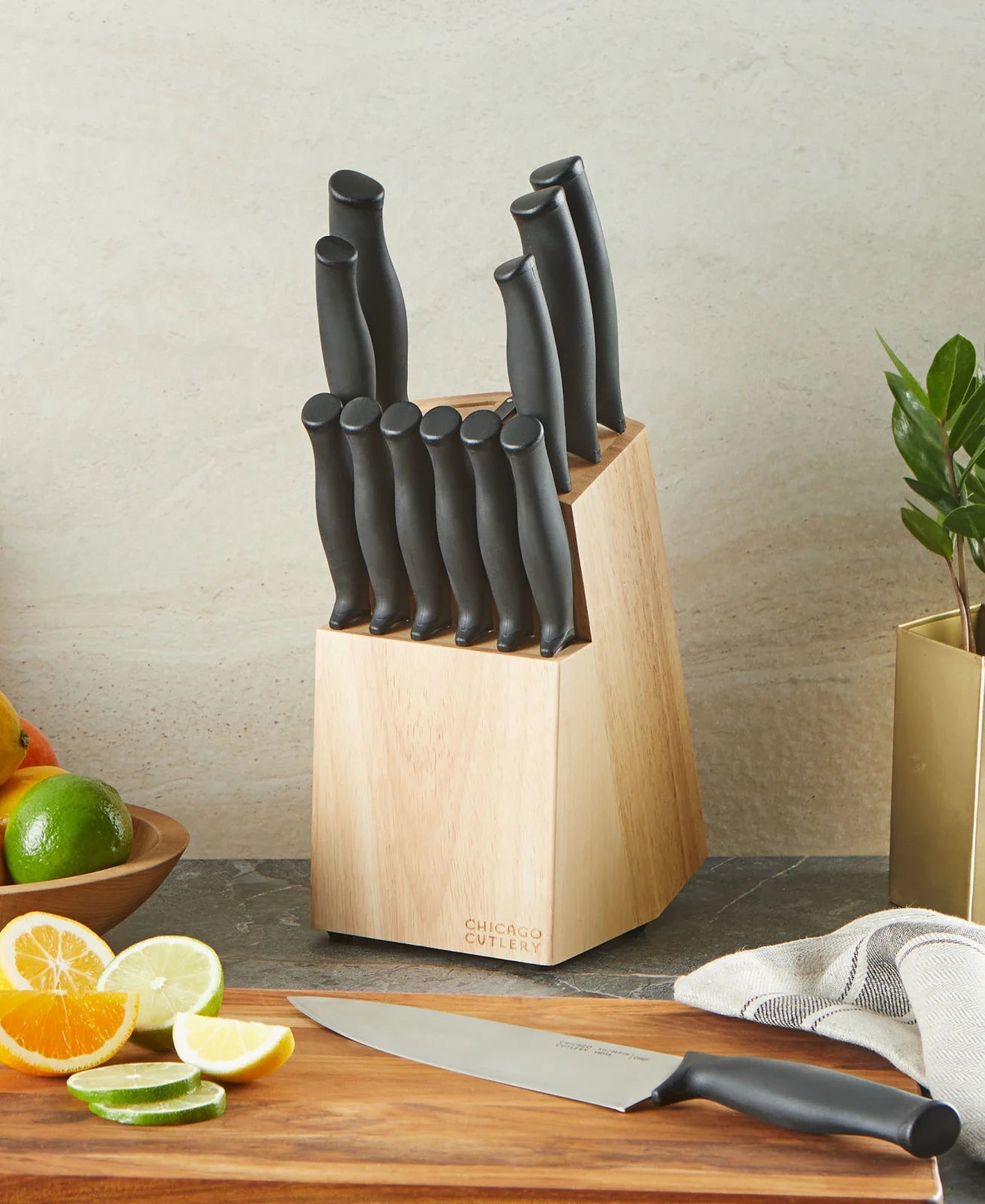 Chicago Cutlery® Belmont 13-piece Block Set image 2